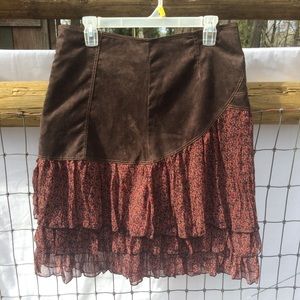 Cassis Collection • Women’s Skirt • Size 32